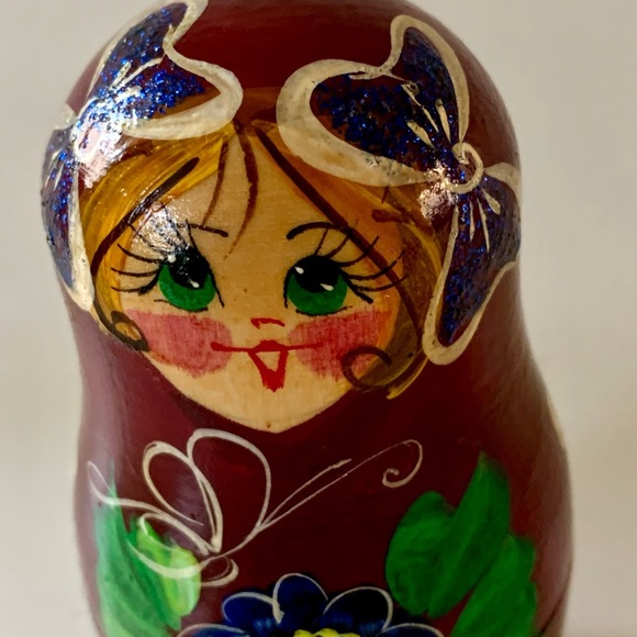 Nesting Dolls matryoshka handcrafted - Picture 9 of 10